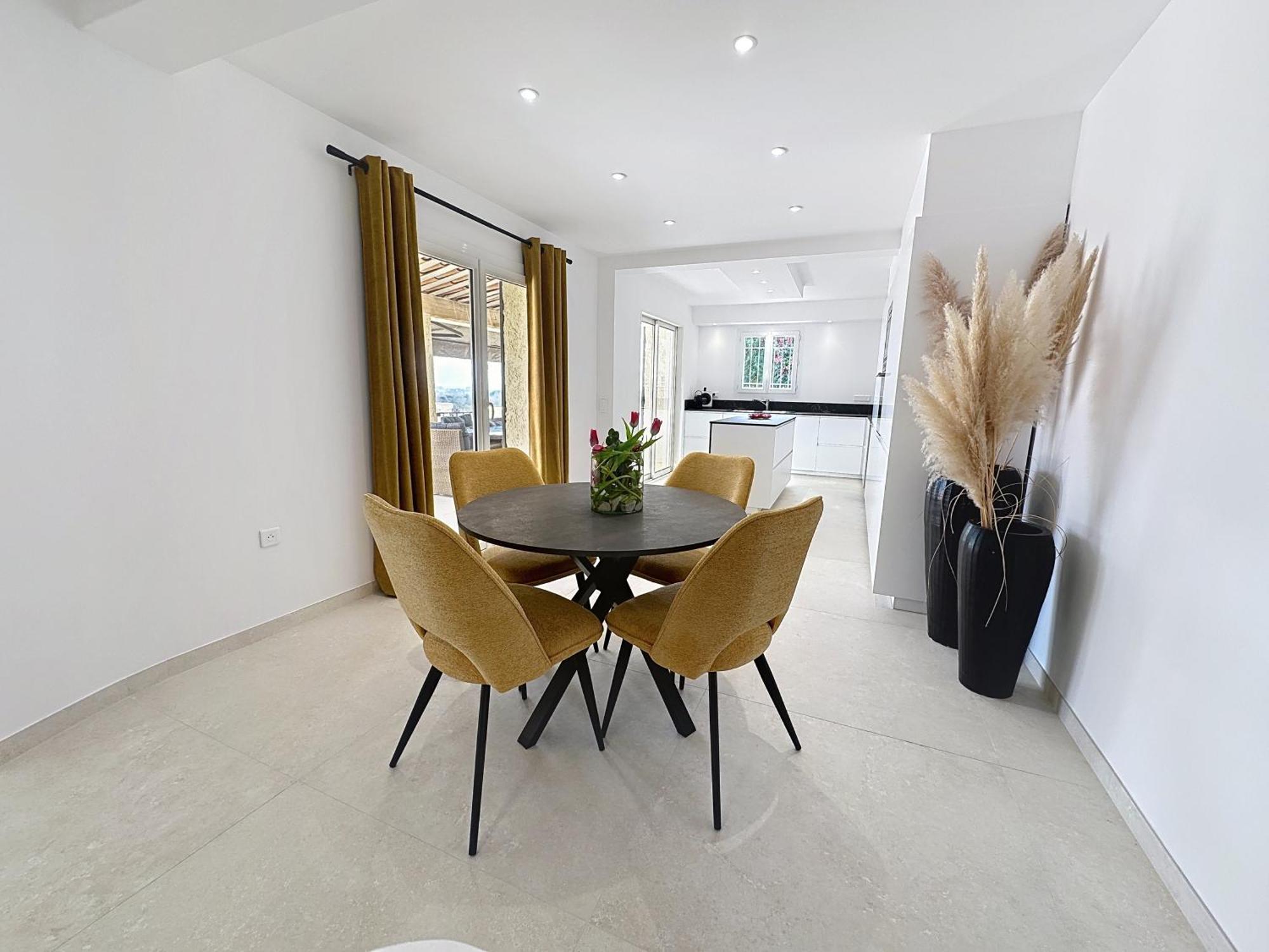 3 Bedrooms Villa Near Cannes - Pool & Jacuzzi - Sea View Mandelieu-la-Napoule Exterior photo