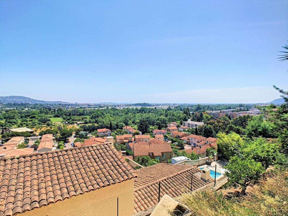 3 Bedrooms Villa Near Cannes - Pool & Jacuzzi - Sea View Mandelieu-la-Napoule Exterior photo