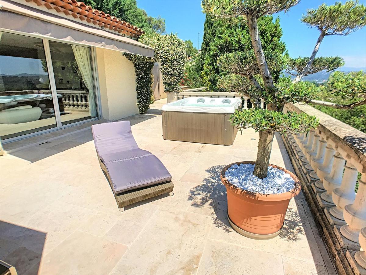 3 Bedrooms Villa Near Cannes - Pool & Jacuzzi - Sea View Mandelieu-la-Napoule Exterior photo