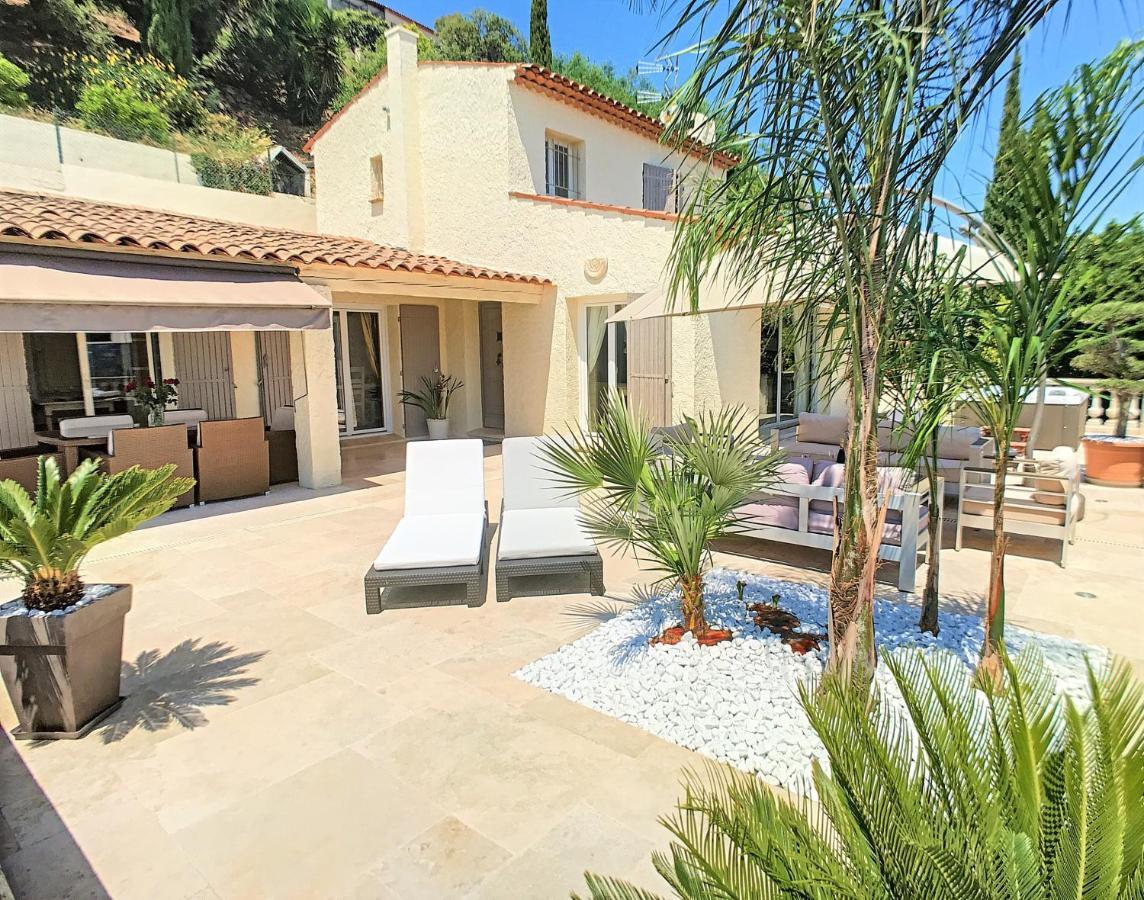 3 Bedrooms Villa Near Cannes - Pool & Jacuzzi - Sea View Mandelieu-la-Napoule Exterior photo