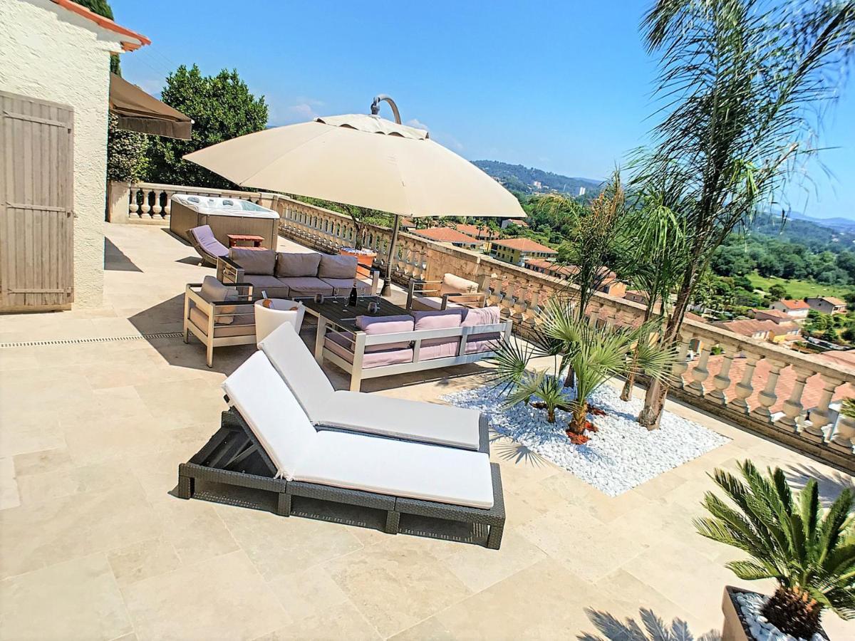 3 Bedrooms Villa Near Cannes - Pool & Jacuzzi - Sea View Mandelieu-la-Napoule Exterior photo